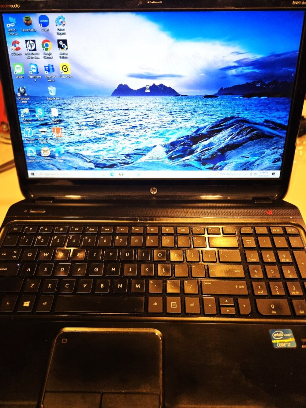 HP Pavilion Laptop – Intel Core i7 – Beats Audio – Very Good Condition